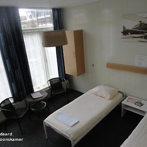 Budget Kamer met een King Size Bed